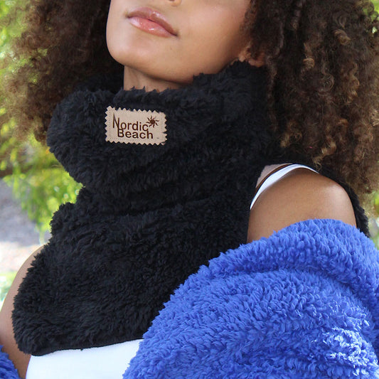 Black Licorice Neck Wrap